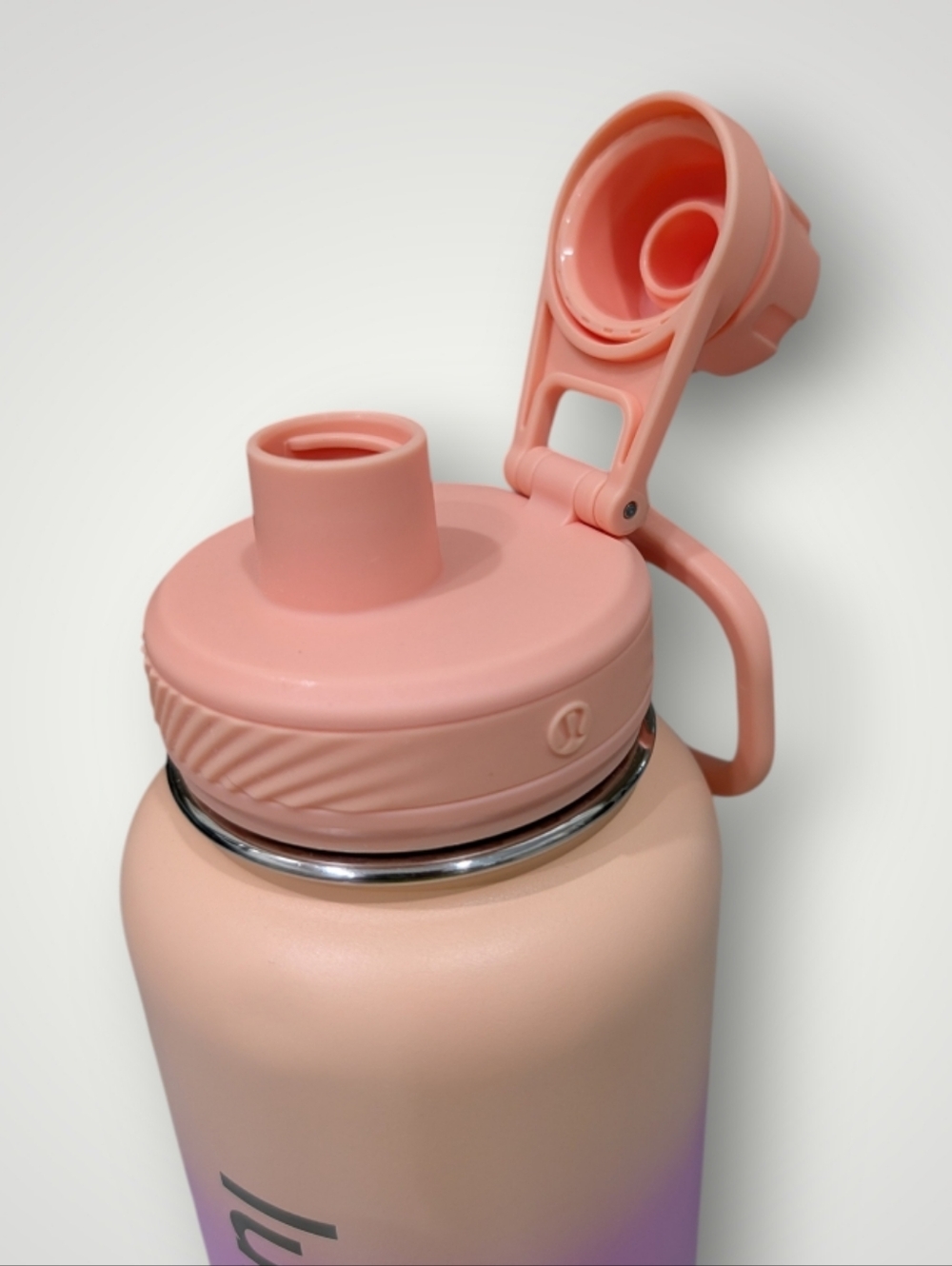 Lululemon Back To Life Water Bottle - Picture 5 of 9